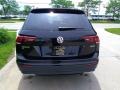 Deep Black Pearl - Tiguan SE 4MOTION Photo No. 5