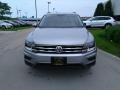 Pyrite Silver Metallic - Tiguan SE 4MOTION Photo No. 2
