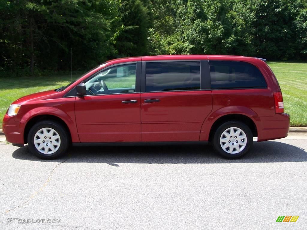 2008 Town & Country LX - Inferno Red Crystal Pearlcoat / Medium Slate Gray/Light Shale photo #2