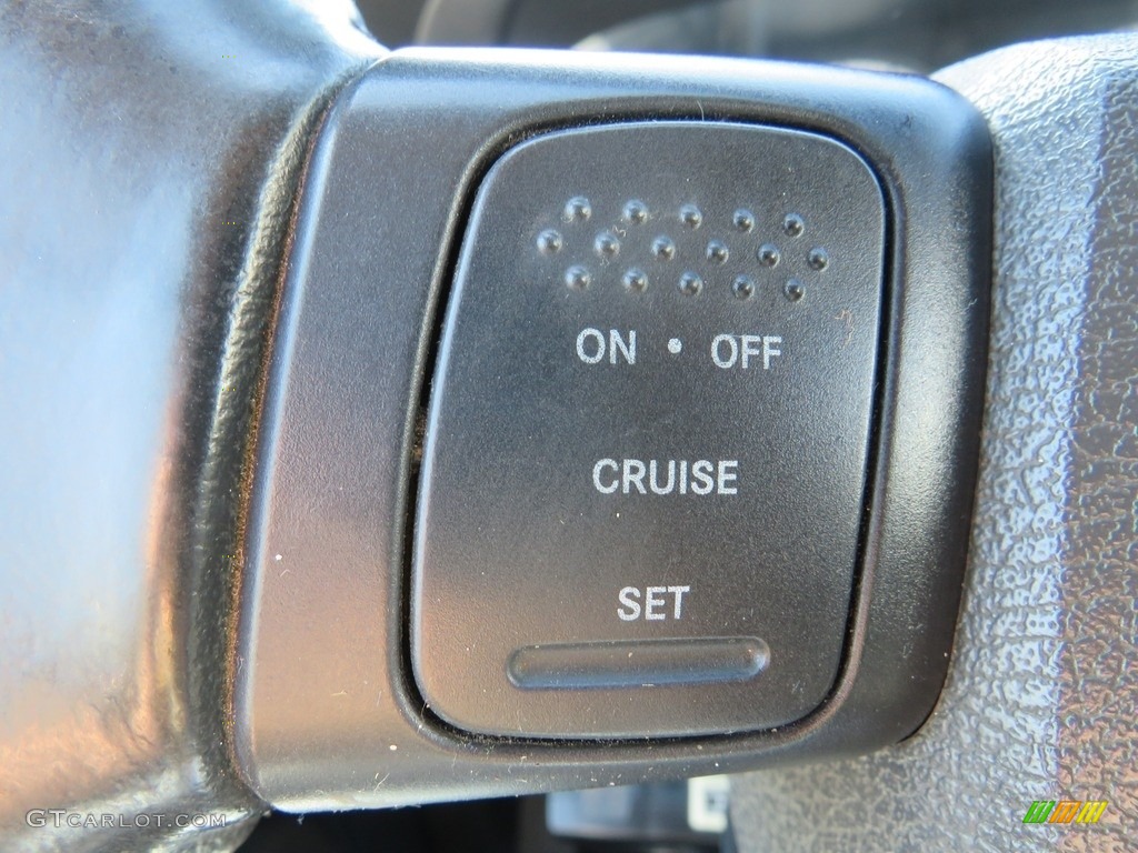 2004 Ram 2500 SLT Quad Cab 4x4 - Bright Silver Metallic / Dark Slate Gray photo #26