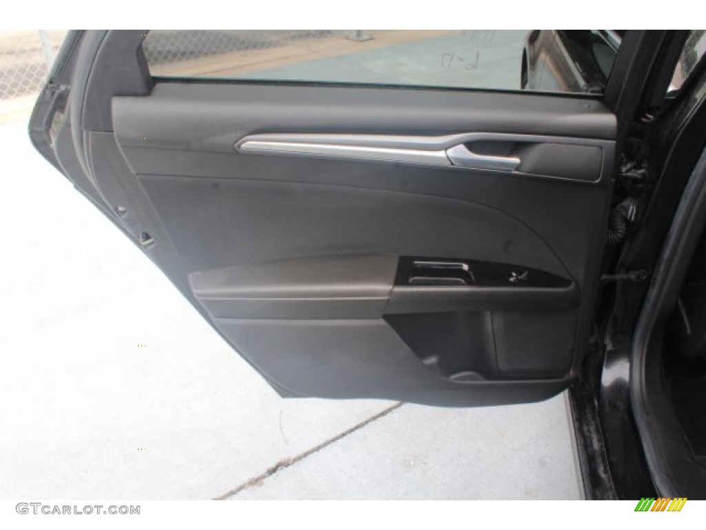 2014 Fusion SE EcoBoost - Tuxedo Black / Charcoal Black photo #19