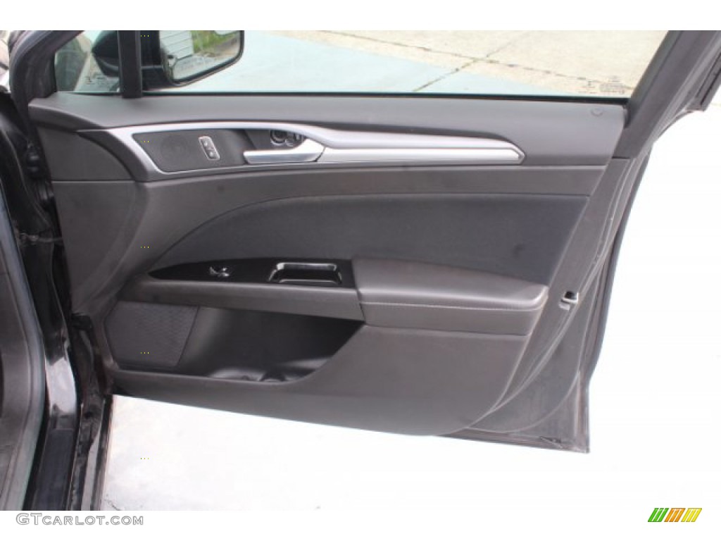 2014 Fusion SE EcoBoost - Tuxedo Black / Charcoal Black photo #26