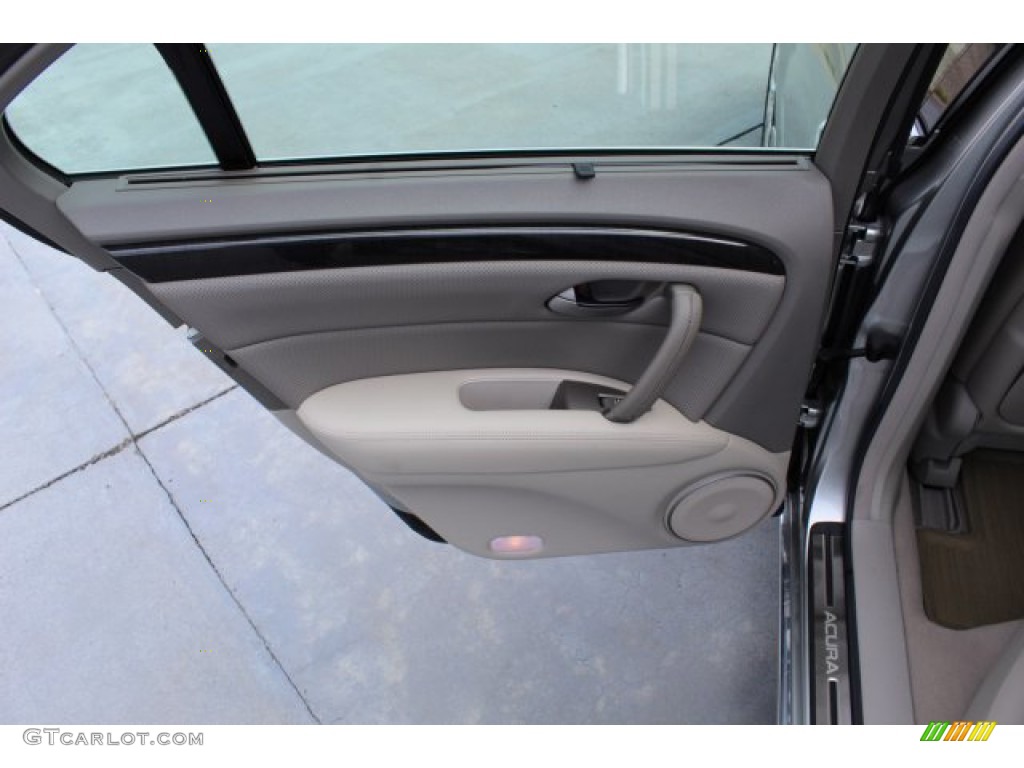 2010 RL Technology - Silver Jade Metallic / Taupe Gray photo #23