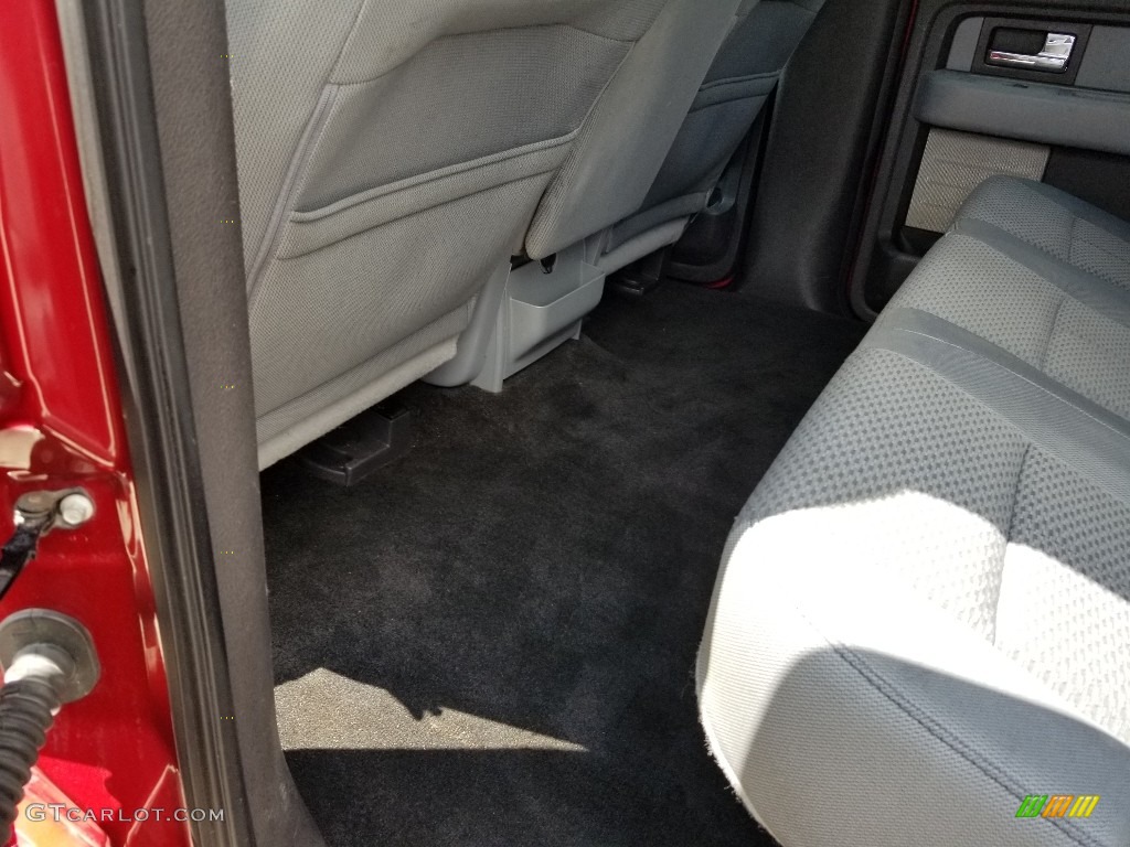 2013 F150 XLT SuperCrew 4x4 - Ruby Red Metallic / Steel Gray photo #32