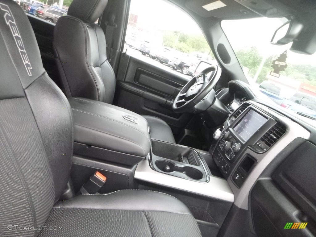 2018 1500 Rebel Crew Cab 4x4 - Flame Red / Black photo #10