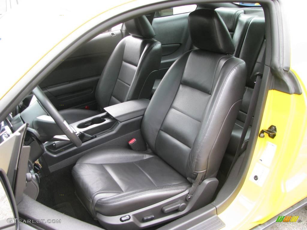 2005 Mustang V6 Premium Coupe - Screaming Yellow / Dark Charcoal photo #9