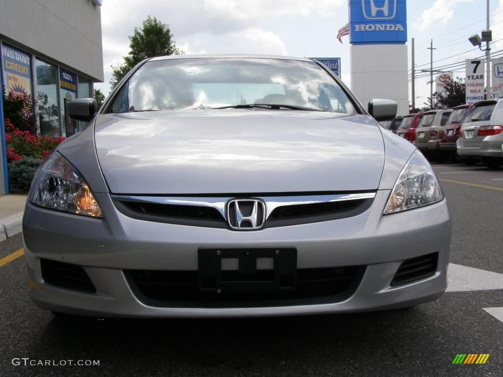 2006 Accord LX Sedan - Alabaster Silver Metallic / Black photo #2