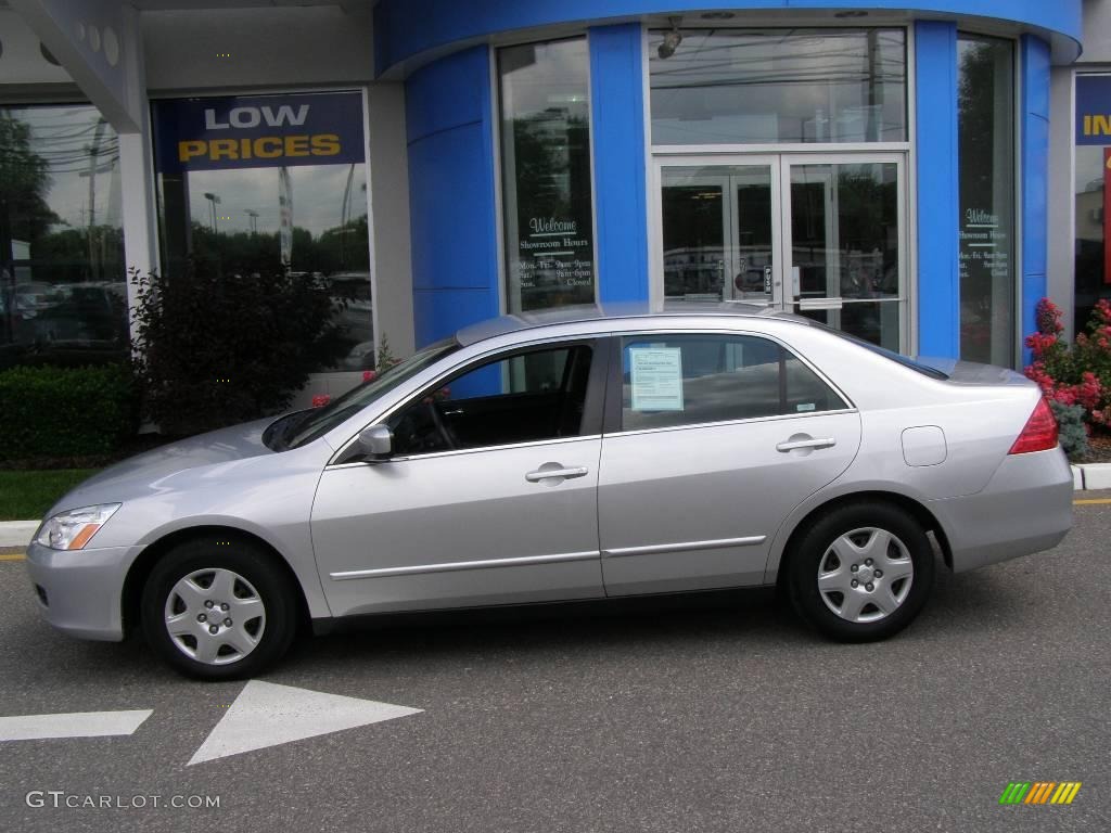2006 Accord LX Sedan - Alabaster Silver Metallic / Black photo #3