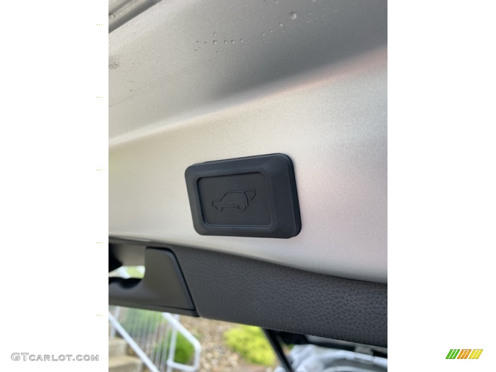 2019 RAV4 Limited AWD Hybrid - Silver Sky Metallic / Light Gray photo #25
