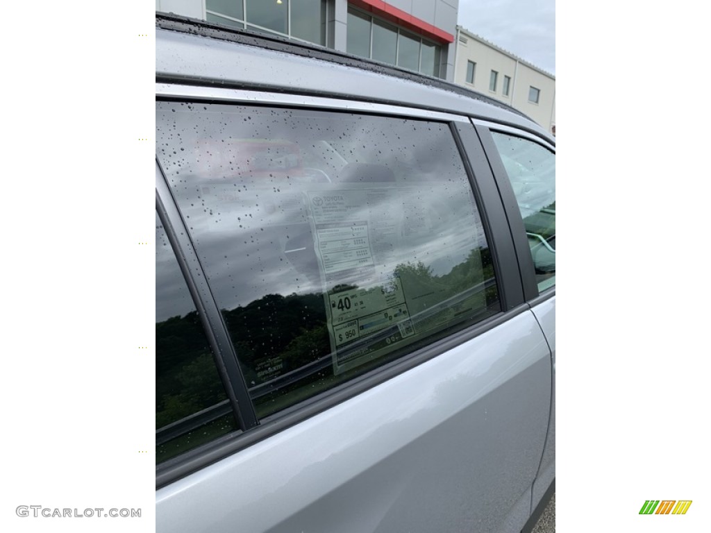 2019 RAV4 Limited AWD Hybrid - Silver Sky Metallic / Light Gray photo #26