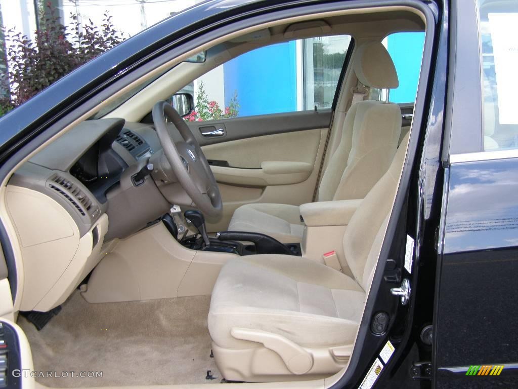 2006 Accord SE Sedan - Nighthawk Black Pearl / Ivory photo #9