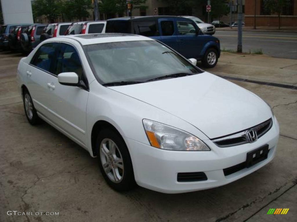 2006 Accord EX-L Sedan - Taffeta White / Ivory photo #6