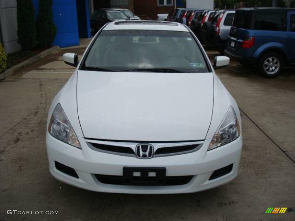 2006 Accord EX-L Sedan - Taffeta White / Ivory photo #7