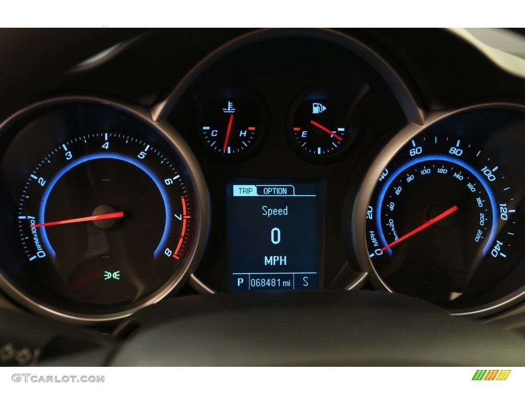 2013 Cruze LS - Blue Topaz Metallic / Jet Black/Medium Titanium photo #8