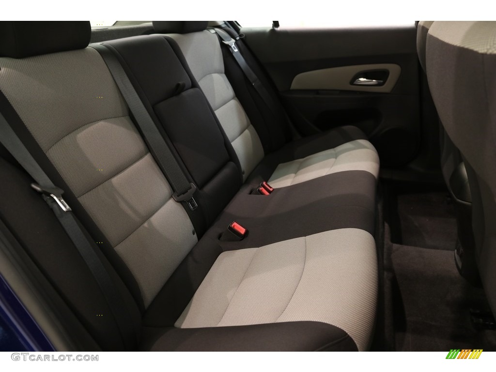 2013 Cruze LS - Blue Topaz Metallic / Jet Black/Medium Titanium photo #14