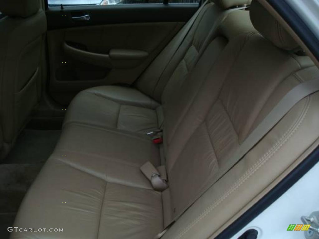 2006 Accord EX-L Sedan - Taffeta White / Ivory photo #11