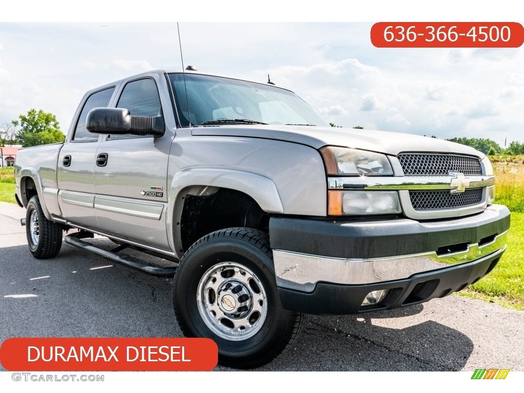 2004 Silverado 2500HD LT Crew Cab 4x4 - Sandstone Metallic / Tan photo #1