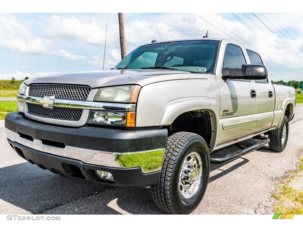 2004 Silverado 2500HD LT Crew Cab 4x4 - Sandstone Metallic / Tan photo #8
