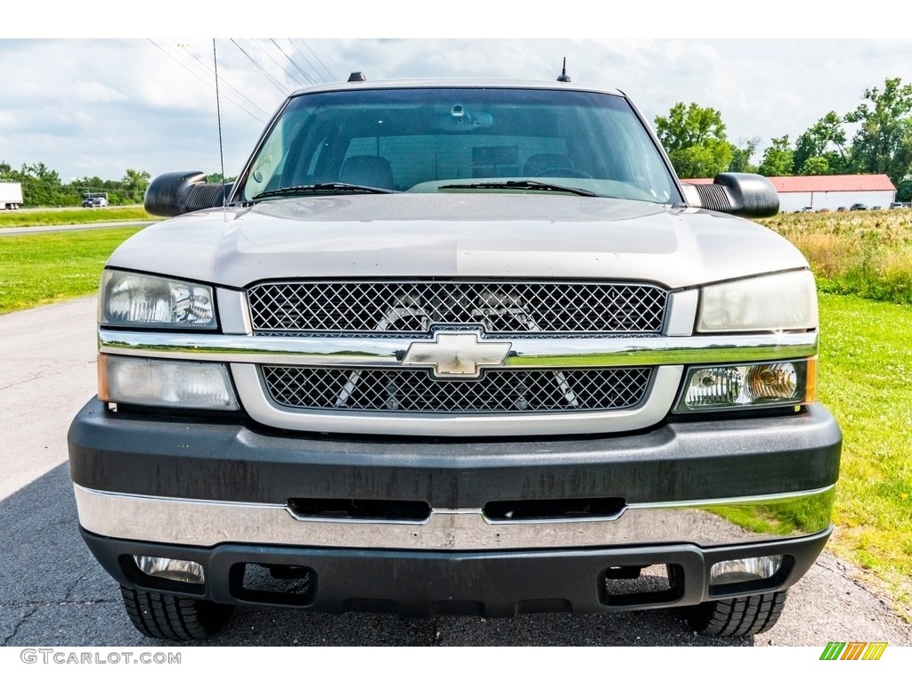 2004 Silverado 2500HD LT Crew Cab 4x4 - Sandstone Metallic / Tan photo #9