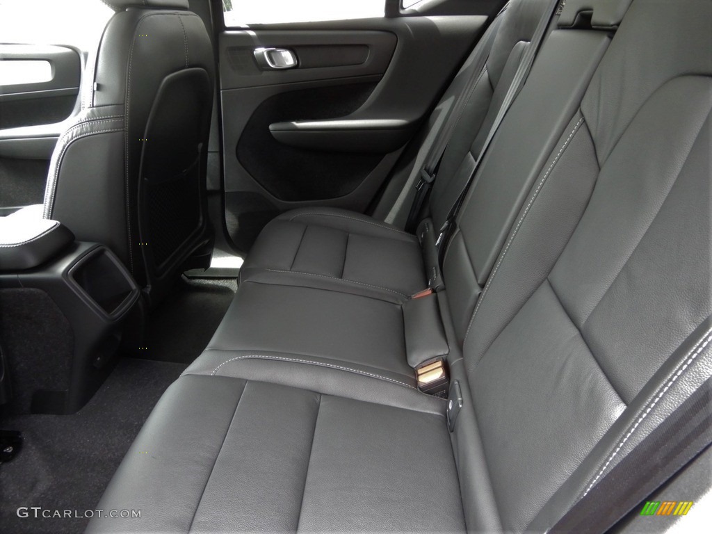 Charcoal Interior 2020 Volvo XC40 T5 Momentum AWD Photo #133923354