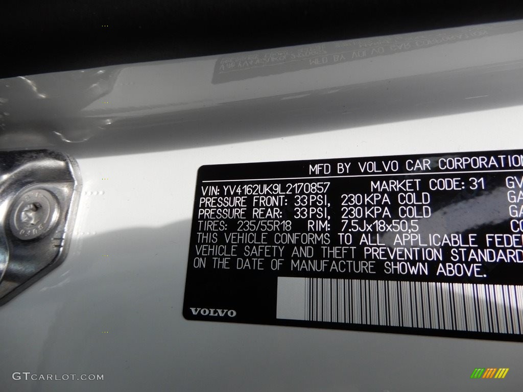 2020 Volvo XC40 T5 Momentum AWD Info Tag Photos