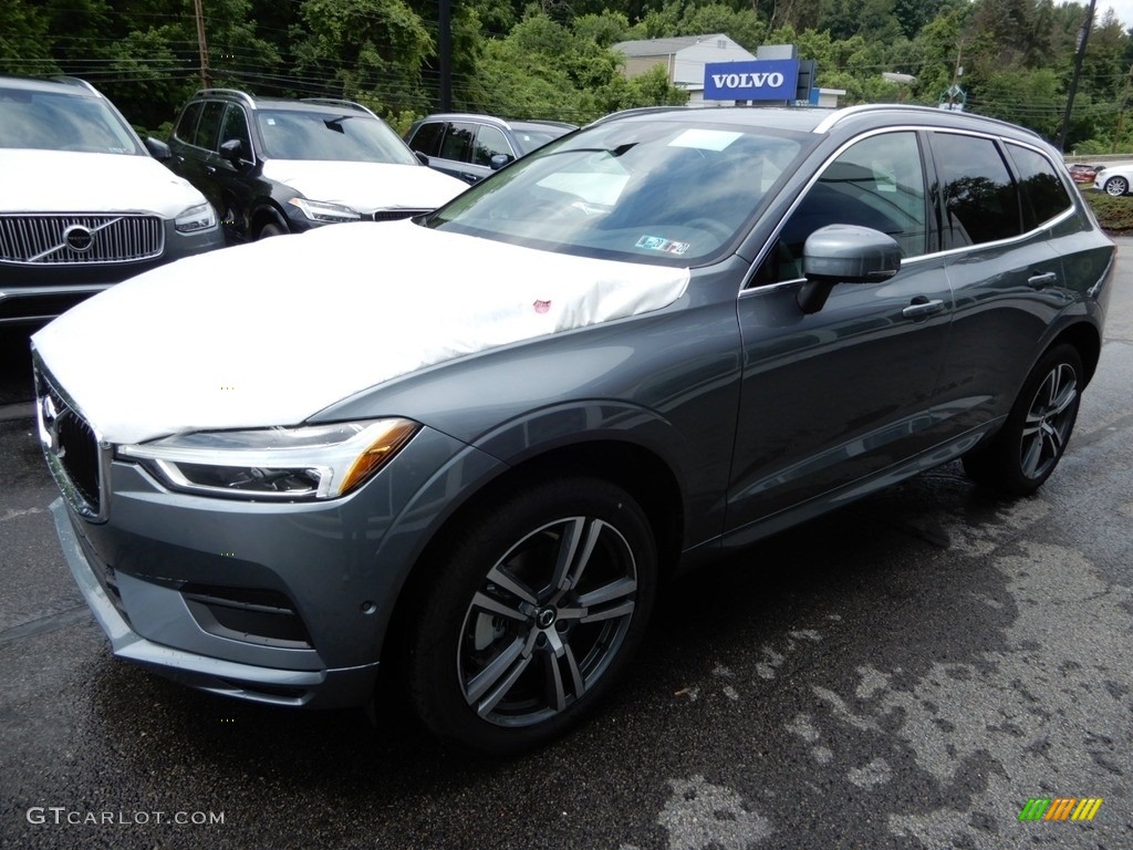 2019 XC60 T6 AWD Momentum - Osmium Grey Metallic / Charcoal photo #5