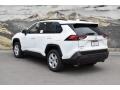 Super White - RAV4 XLE Photo No. 3