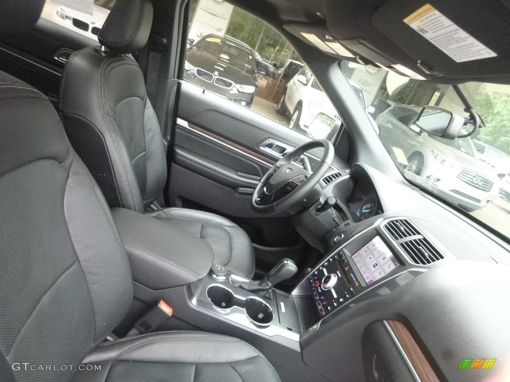2019 Explorer Limited 4WD - Agate Black / Medium Black photo #11
