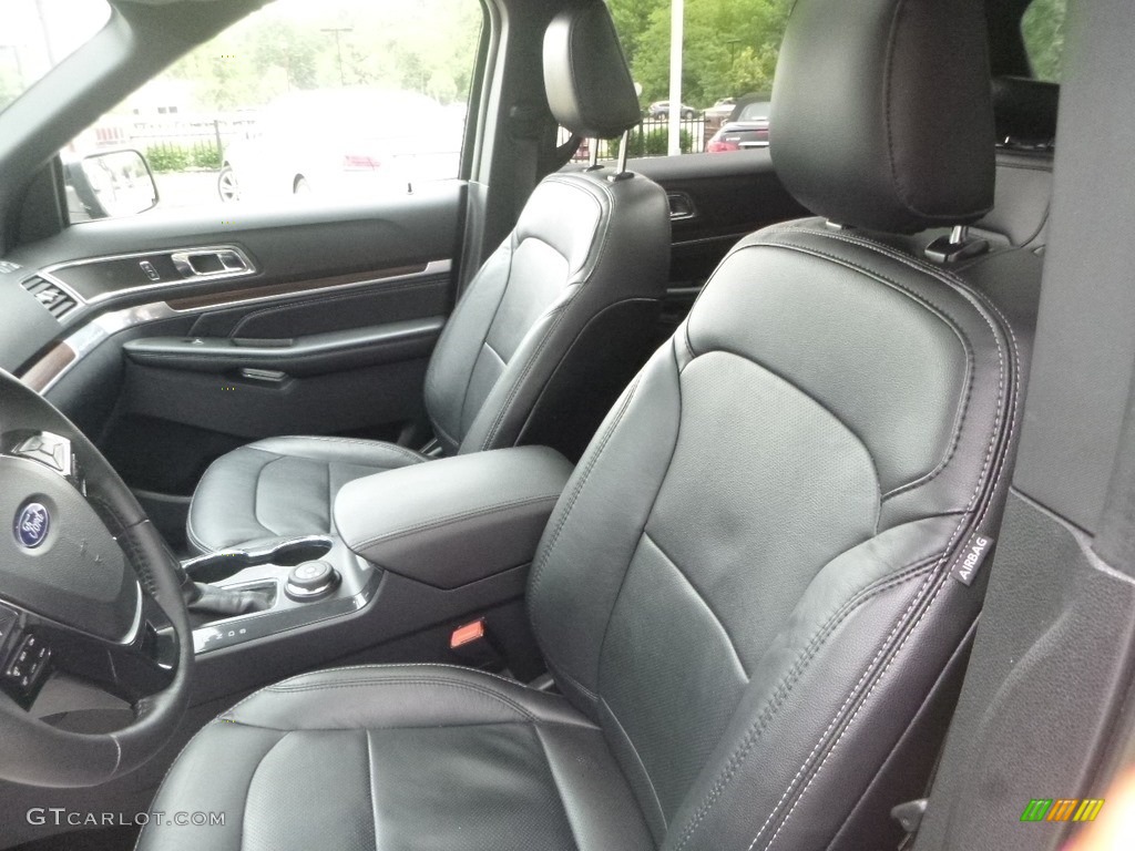 2019 Explorer Limited 4WD - Agate Black / Medium Black photo #14