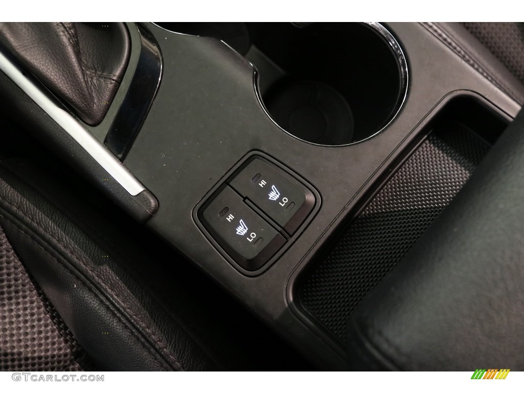 2013 Sonata SE - Iridescent Silver Blue Pearl / Black photo #14