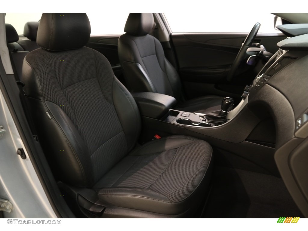 2013 Sonata SE - Iridescent Silver Blue Pearl / Black photo #15