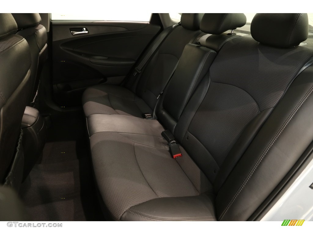 2013 Sonata SE - Iridescent Silver Blue Pearl / Black photo #17