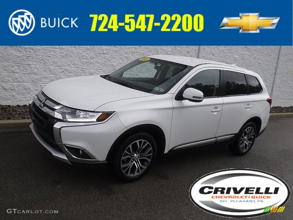 2018 Outlander SE S-AWC - Diamond White Pearl / Black photo #1