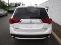 Diamond White Pearl - Outlander SE S-AWC Photo No. 8