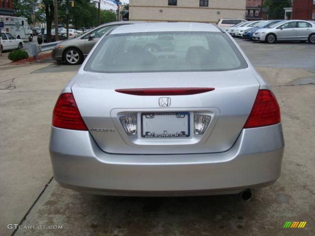 2007 Accord SE Sedan - Alabaster Silver Metallic / Black photo #3