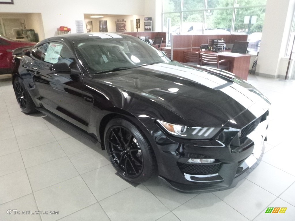 Shadow Black 2019 Ford Mustang Shelby GT350 Exterior Photo #133946917