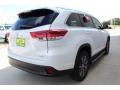 2019 Blizzard Pearl White Toyota Highlander XLE  photo #8