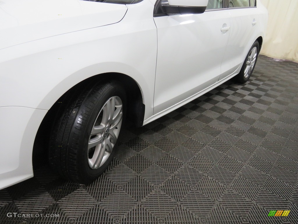 2018 Jetta S - Pure White / Black/Palladium Gray photo #9