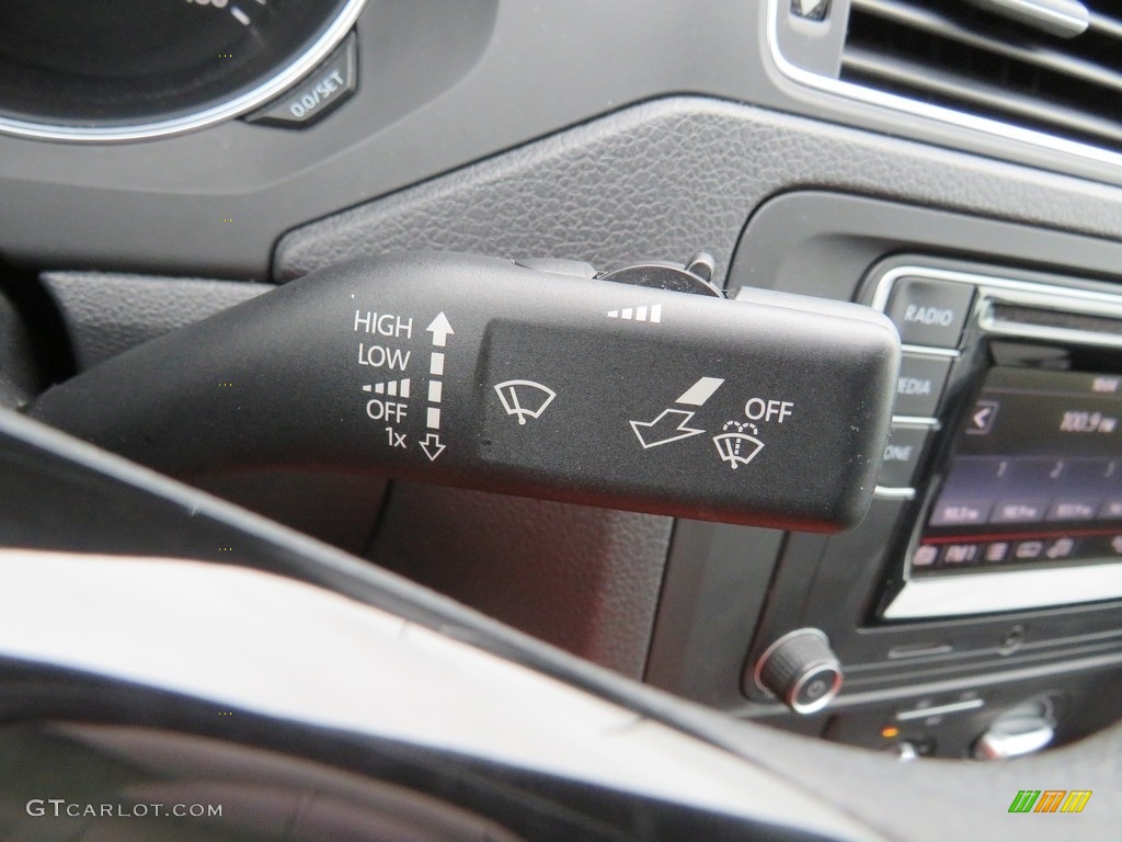 2018 Jetta S - Pure White / Black/Palladium Gray photo #25