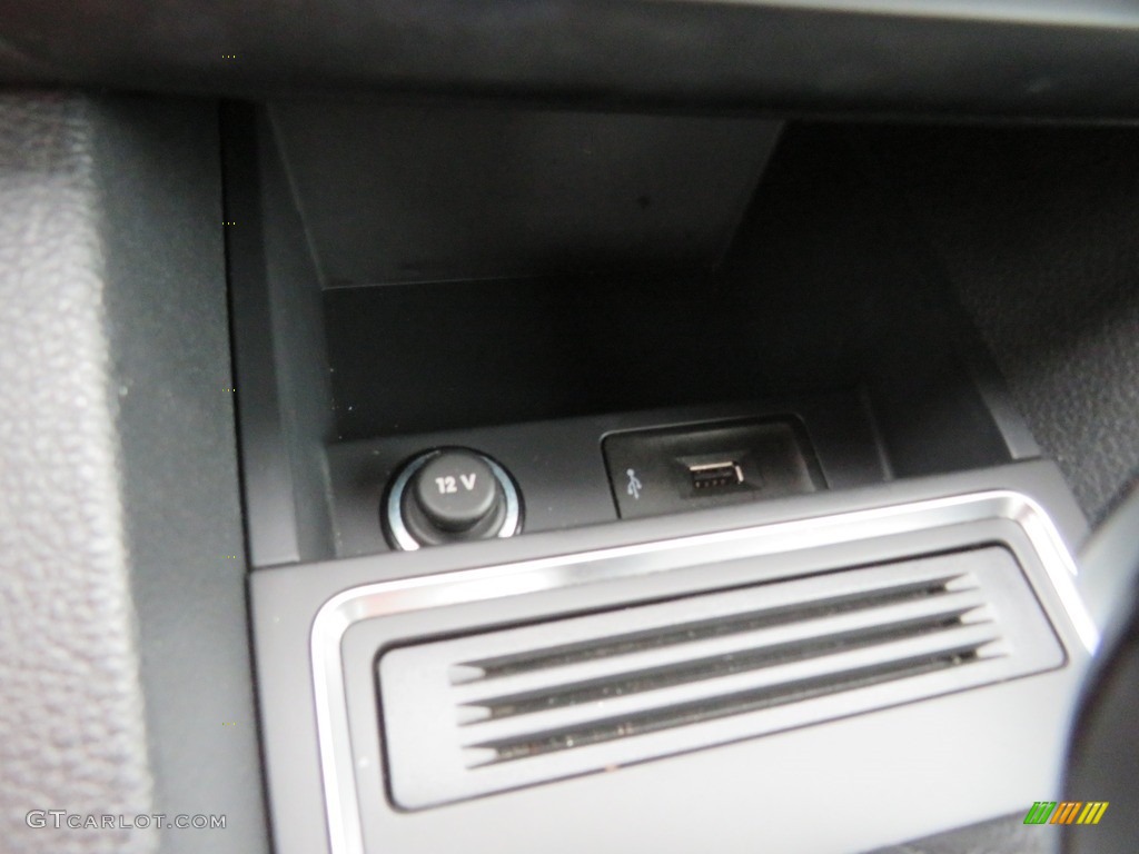 2018 Jetta S - Pure White / Black/Palladium Gray photo #27