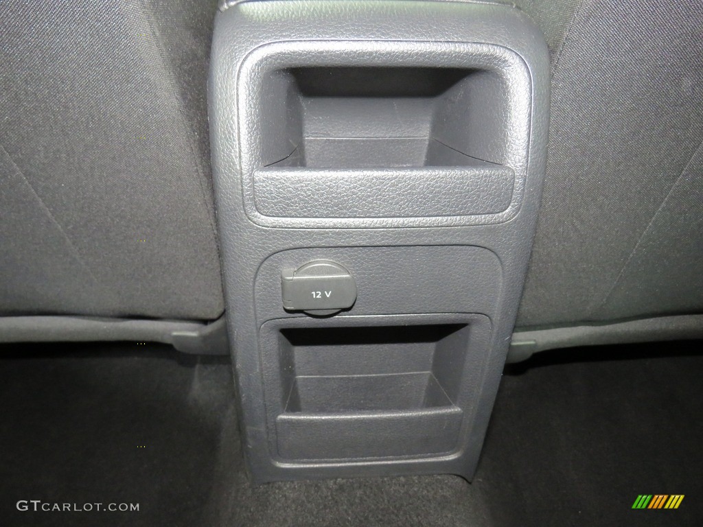 2018 Jetta S - Pure White / Black/Palladium Gray photo #34