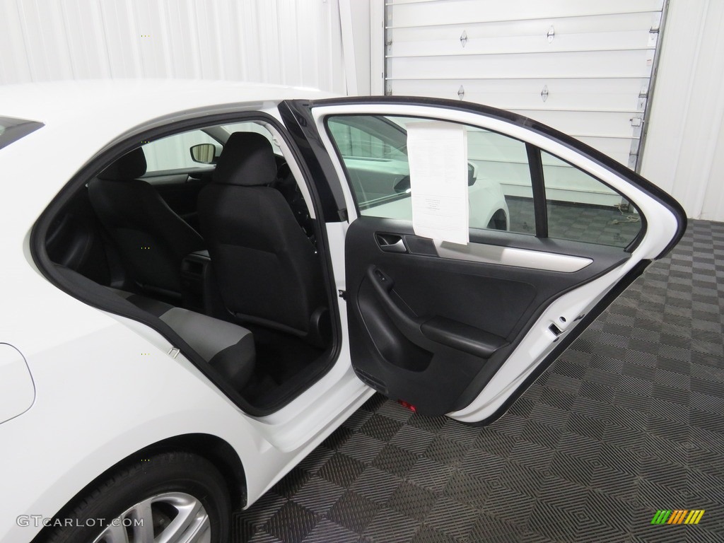 2018 Jetta S - Pure White / Black/Palladium Gray photo #36