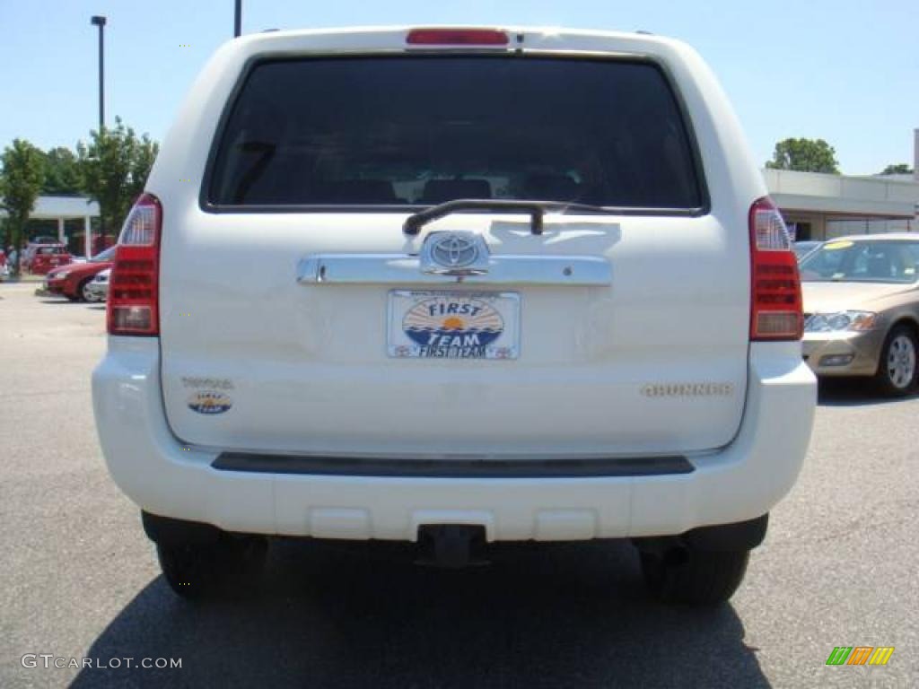 2006 4Runner SR5 4x4 - Natural White / Taupe photo #4