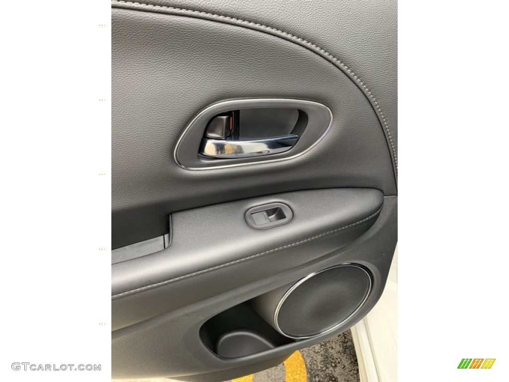 2019 HR-V Touring AWD - Platinum White Pearl / Black photo #17