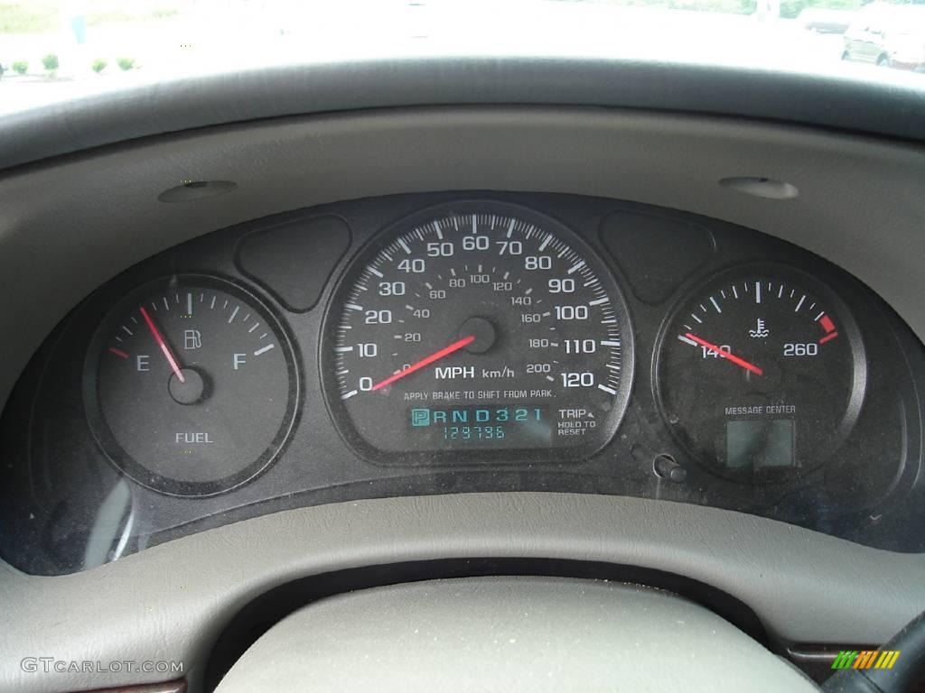 2004 Impala  - White / Medium Gray photo #22