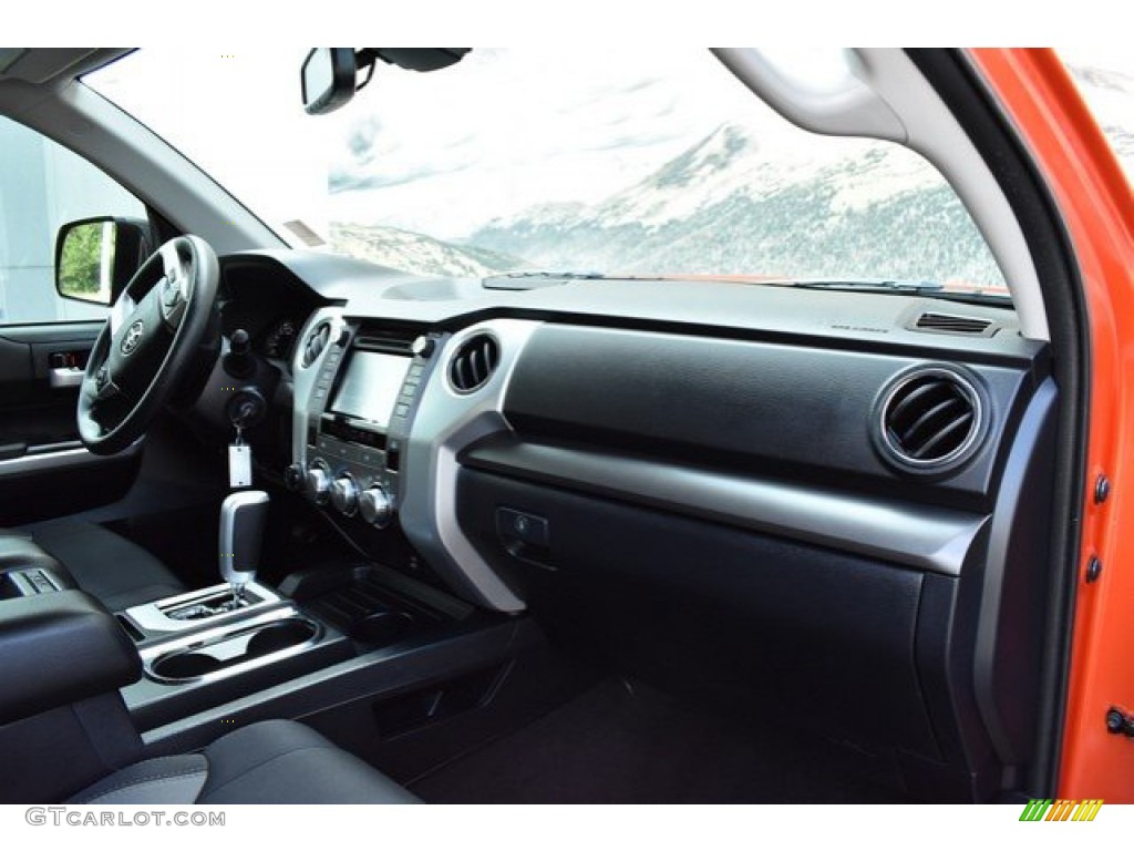 2018 Tundra SR5 CrewMax 4x4 - Inferno Orange / Black photo #16