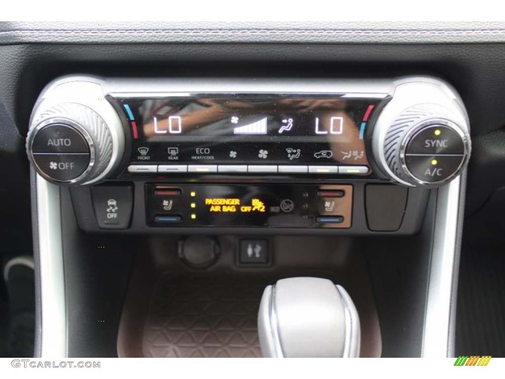 2019 RAV4 Limited - Silver Sky Metallic / Black photo #16