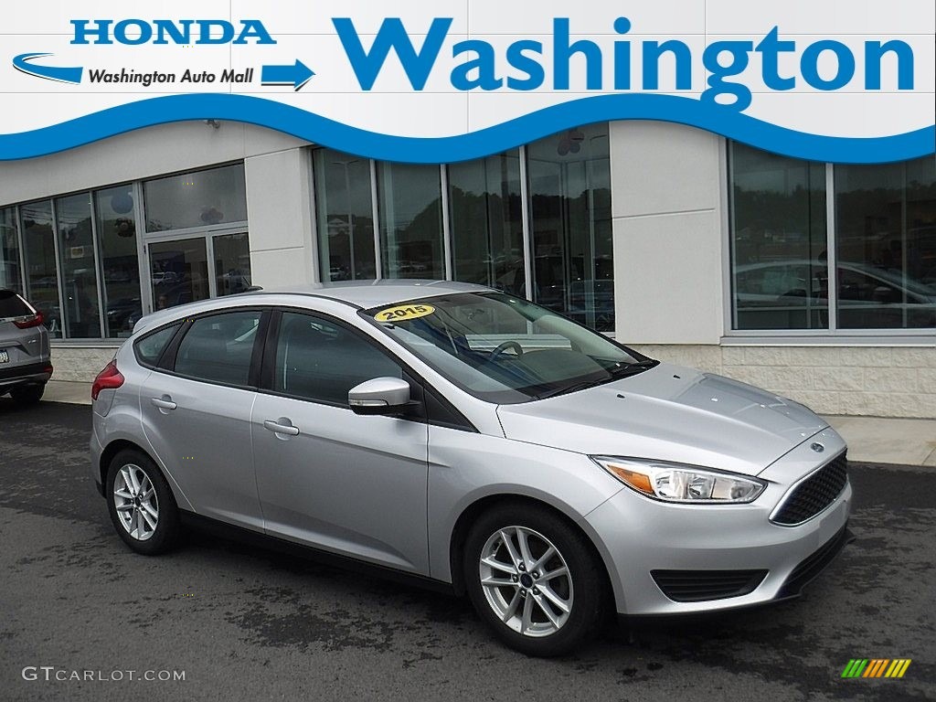 2015 Focus SE Hatchback - Ingot Silver Metallic / Charcoal Black photo #1