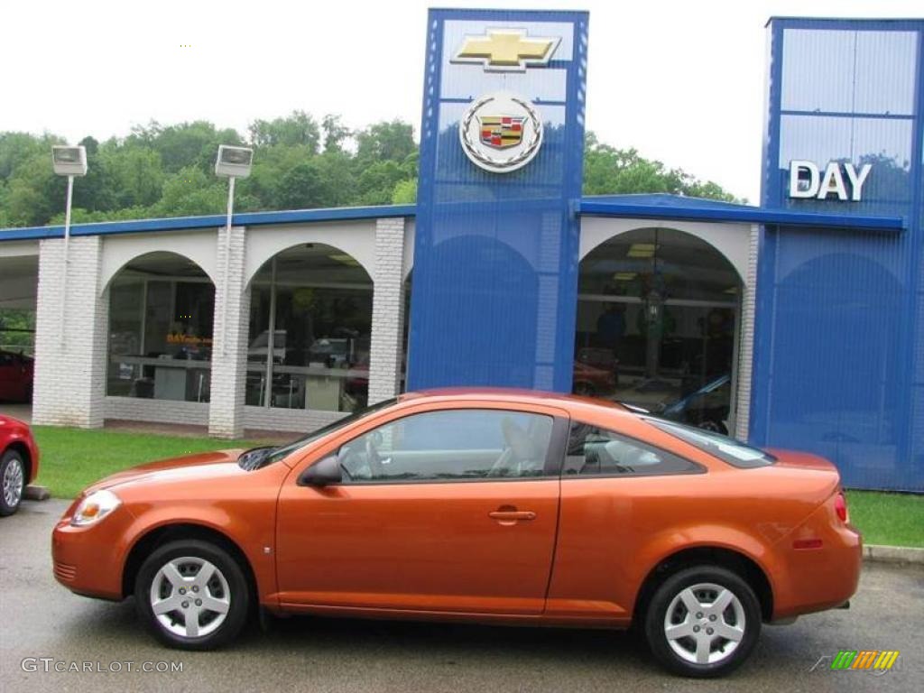 2007 Cobalt LS Sedan - Sunburst Orange Metallic / Gray photo #2