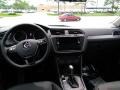 Deep Black Pearl - Tiguan SE 4MOTION Photo No. 4